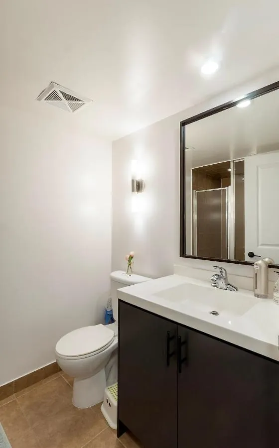 Near Yonge Finch Subway 2Bed 2Bath Condo Free Parking Toronto